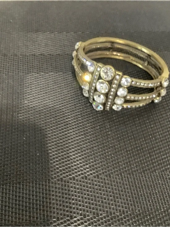 HEIDI DAUS:  Gold Crystal Accent Stackable Women's Bracelet Elegant Statement - Picture 2 of 4